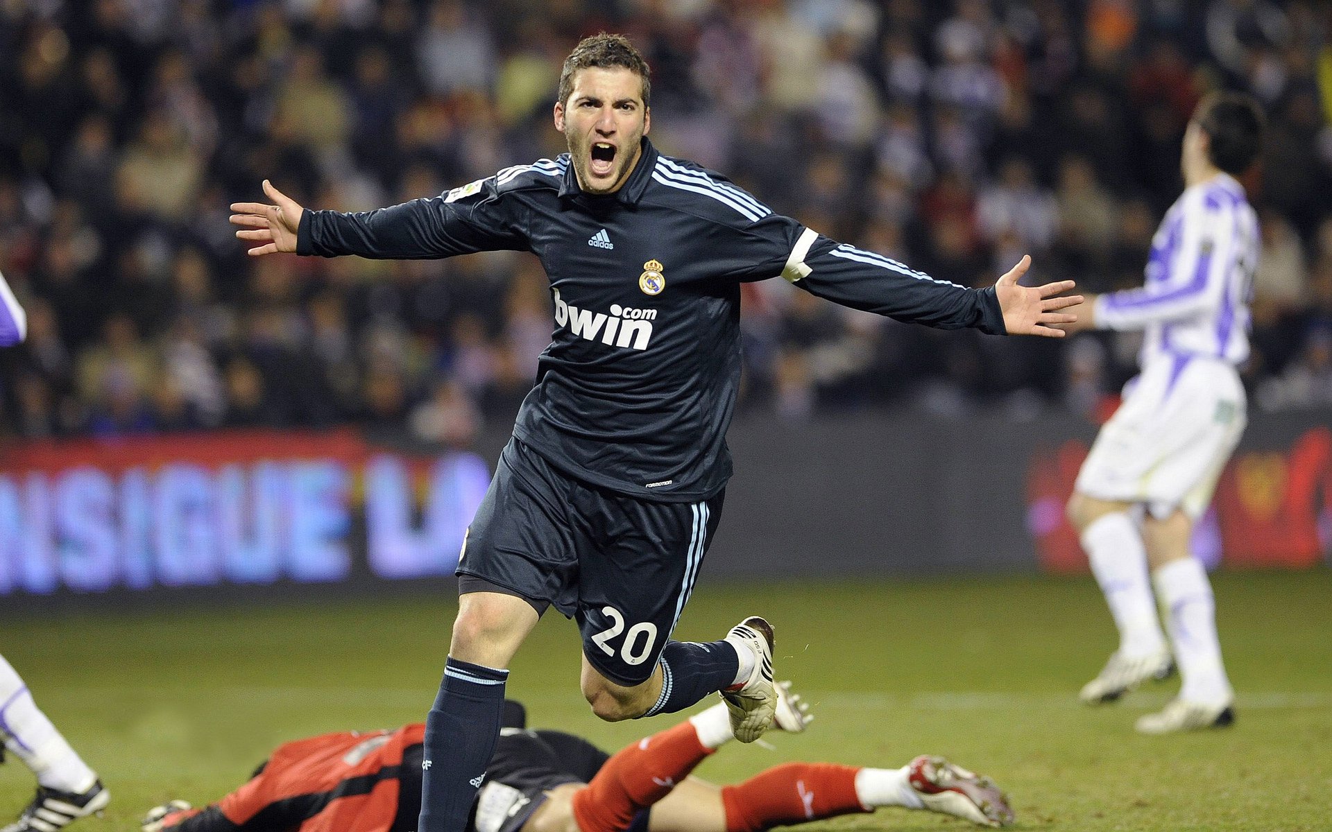 “法甲激烈追逐,积分变化不断引发关注”,法甲积分榜最新积分榜排名